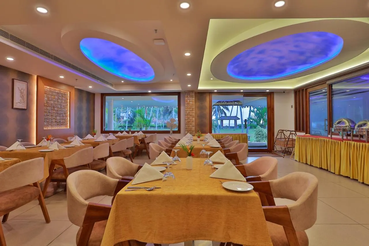****  Lagoona Beach Resort Kovalam India