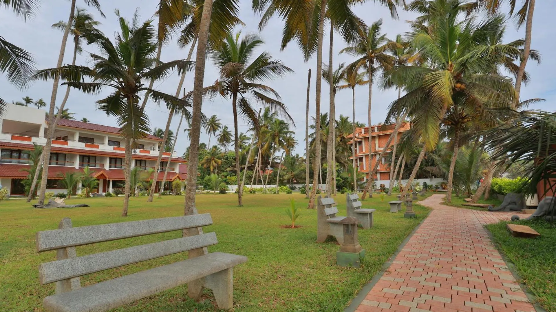 Lagoona Beach Resort Kovalam